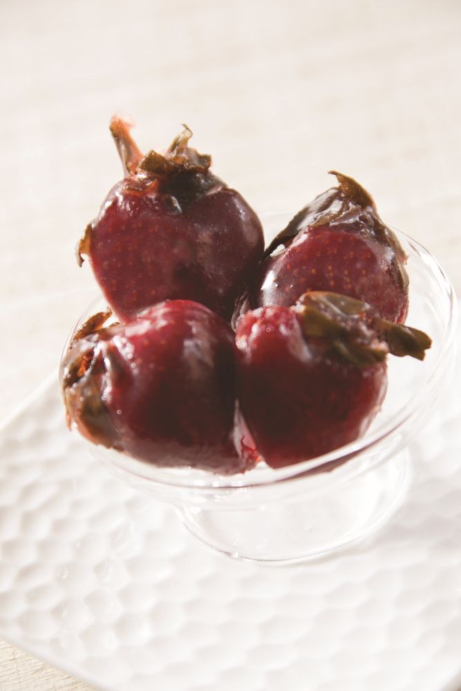 @ Erdbeeren ganz kandiert & glasiert